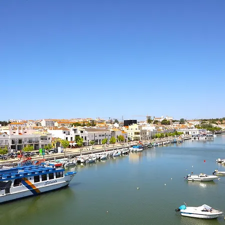 Nina-superb Town Centre Location