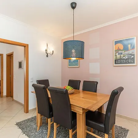 Nina-superb Town Centre Location Tavira