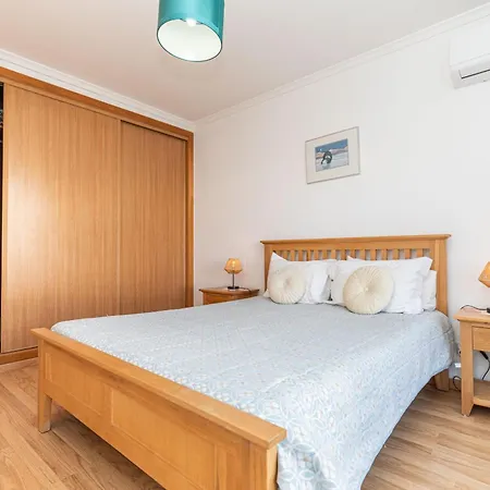 Nina-superb Town Centre Location Appartement