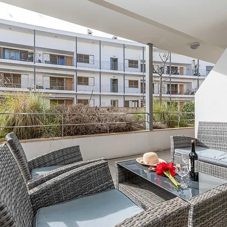 Nina-superb Town Centre Location Tavira