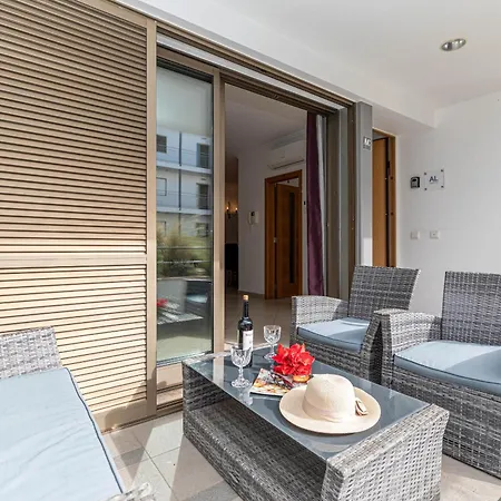 Nina-superb Town Centre Location Apartament Tavira