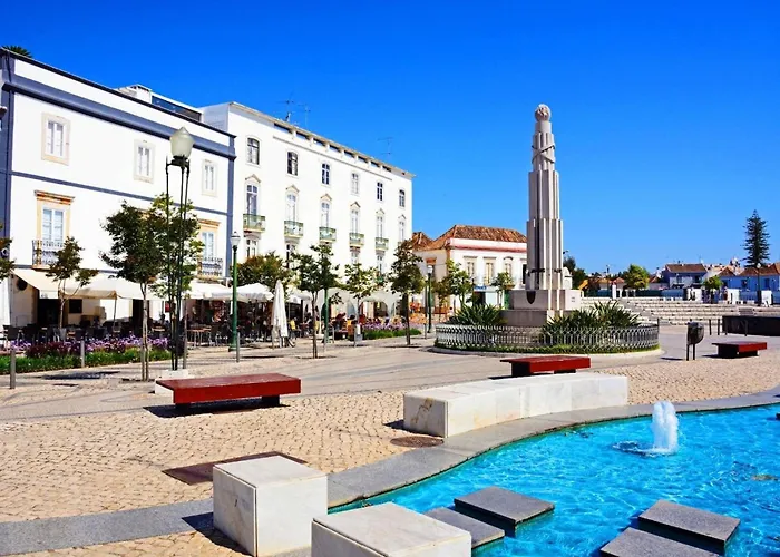 Nina-superb Town Centre Location